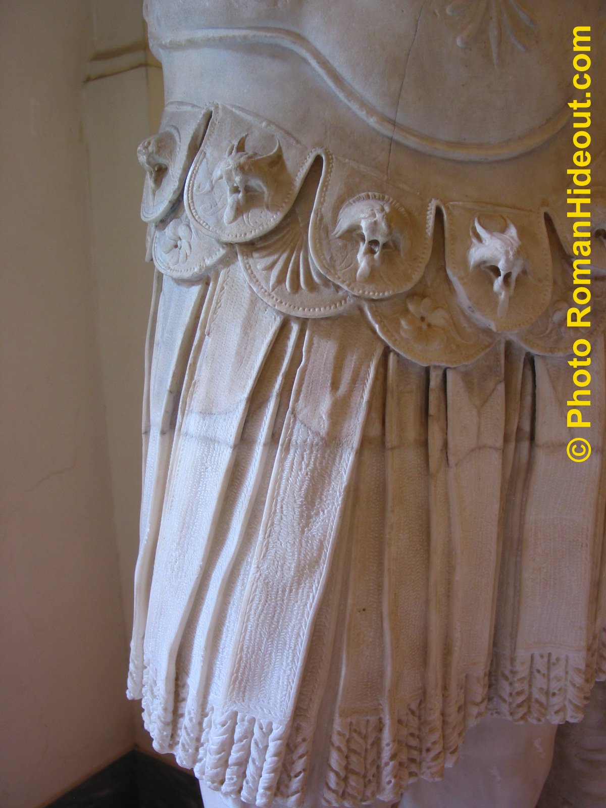 cinerary urn